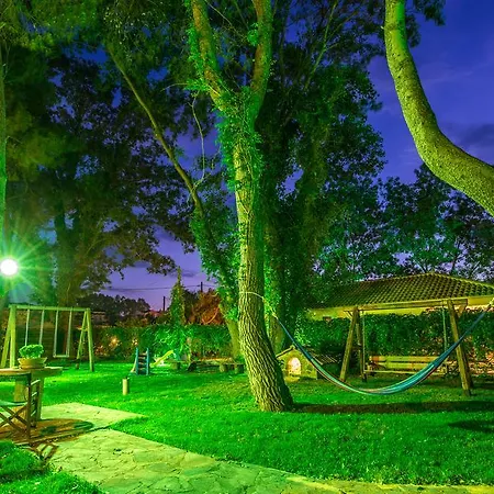 Hotel de apartamente Zarkadis 2*