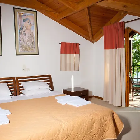 Zarkadis Beach Aparthotel 2*